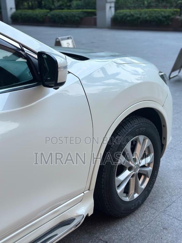 Nissan X-Trail 2.0 Petrol AWD 2014 White