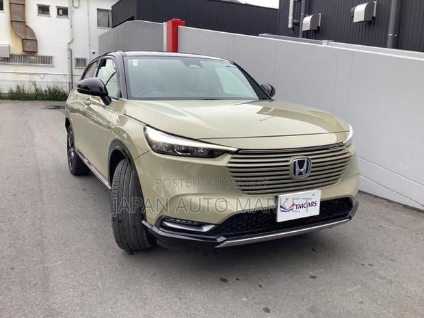 Honda Vezel 2022 Beige