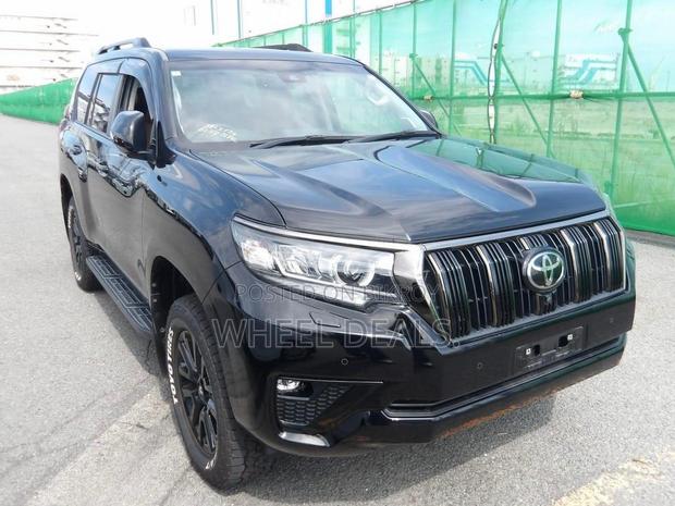 Toyota Land Cruiser Prado 4.0 Petrol TX-L 2022 Black
