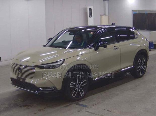 Honda Vezel 2022 Beige