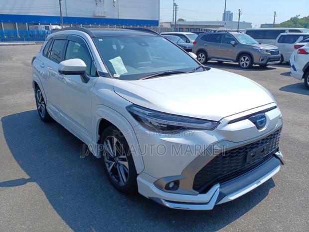 Toyota Corolla Cross 2023 Pearl