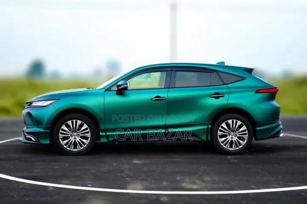 Toyota Harrier Z 2021 Green