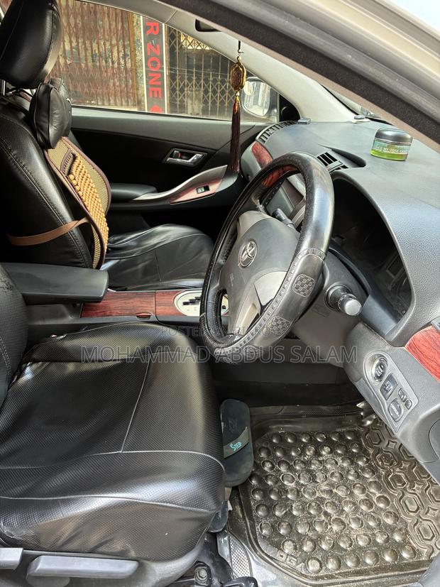 Toyota Allion 2012 Silver