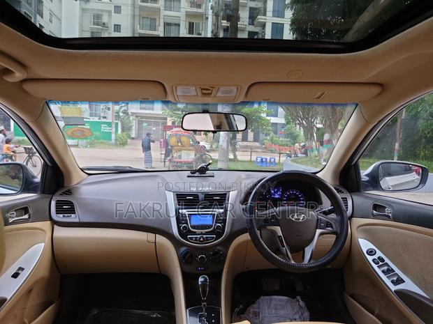 Hyundai Accent GLS Automatic 2012 Blue