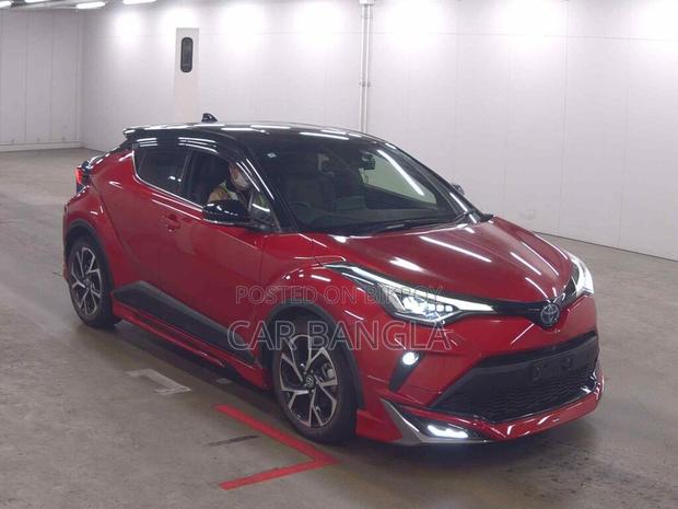Toyota C-HR 2021 Red