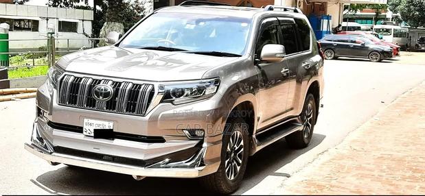 Toyota Land Cruiser Prado 2.7 2017 Brown