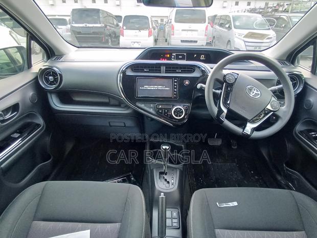 Toyota Axio 2021 Pearl