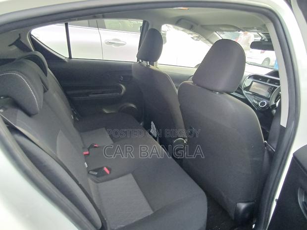 Toyota Axio 2021 Pearl