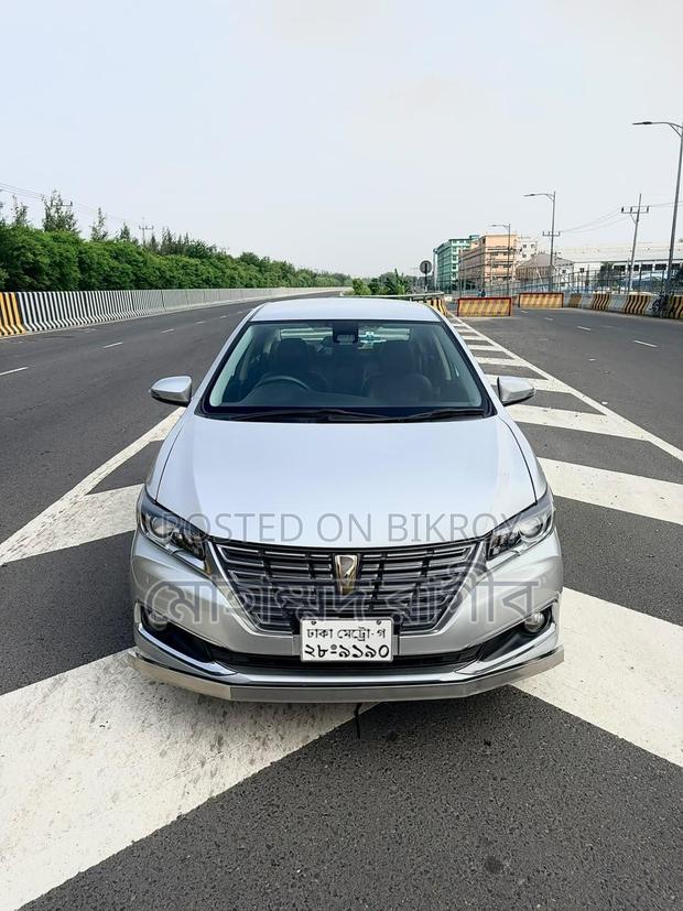 New Toyota Premio 2017 Silver