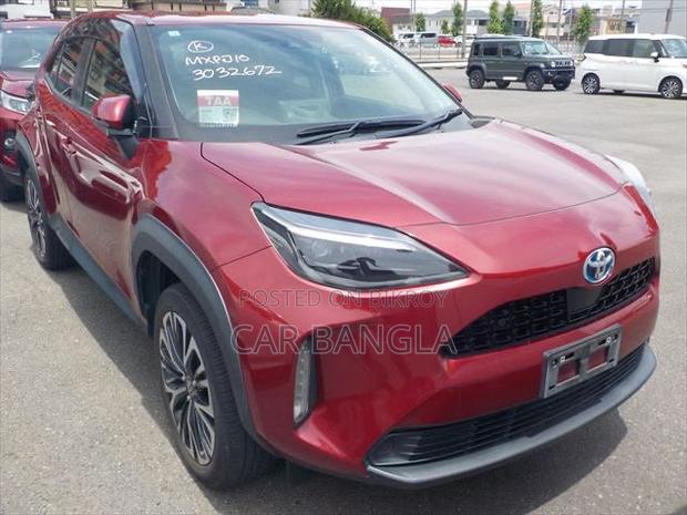 Toyota Yaris Cross 2021 Red