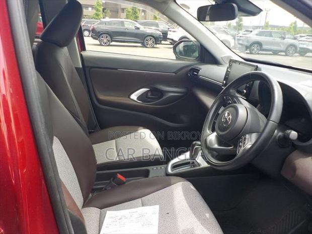 Toyota Yaris Cross 2021 Red