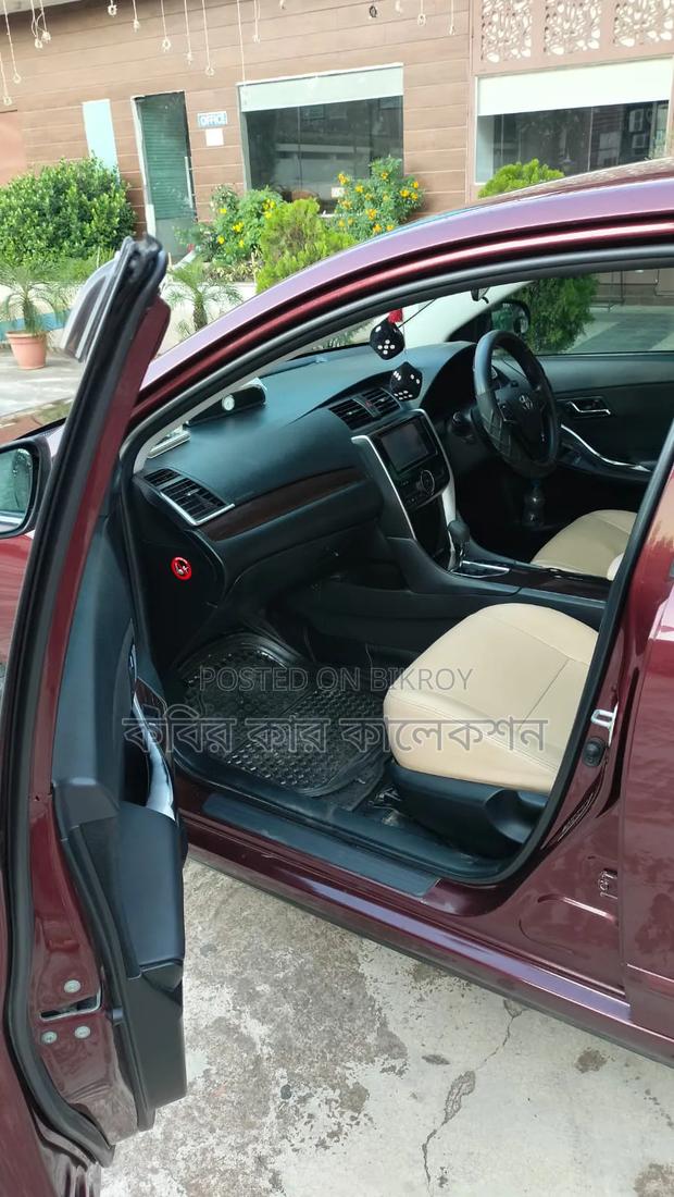 Toyota Premio 2019 Maroon