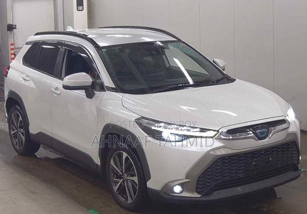 Toyota Corolla Cross 1.8 Hybrid FWD 2021 Pearl