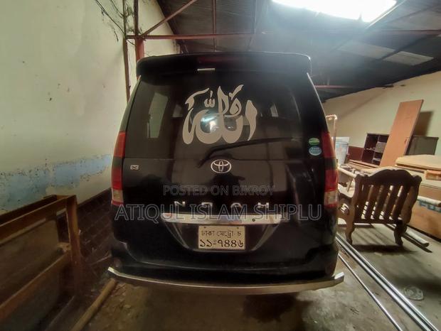 Toyota Noah 2.0 FWD (8 Seater) 2003 Black