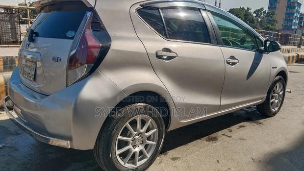 Toyota Aqua 2013 Gray