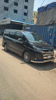 Toyota Noah 1.8 FWD Hybrid (7 seater) 2018 Black for sale
