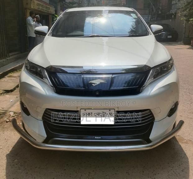 Toyota Harrier 2.0 2014 Pearl