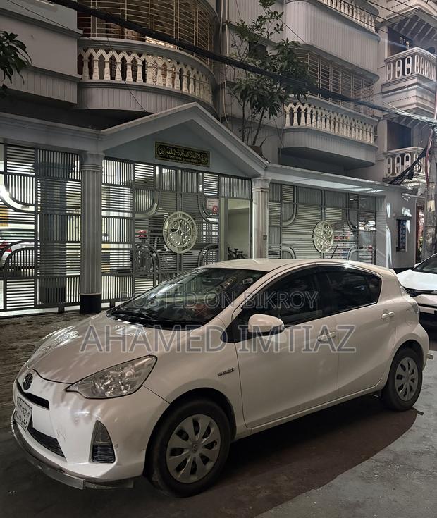 Toyota Aqua 2013 White