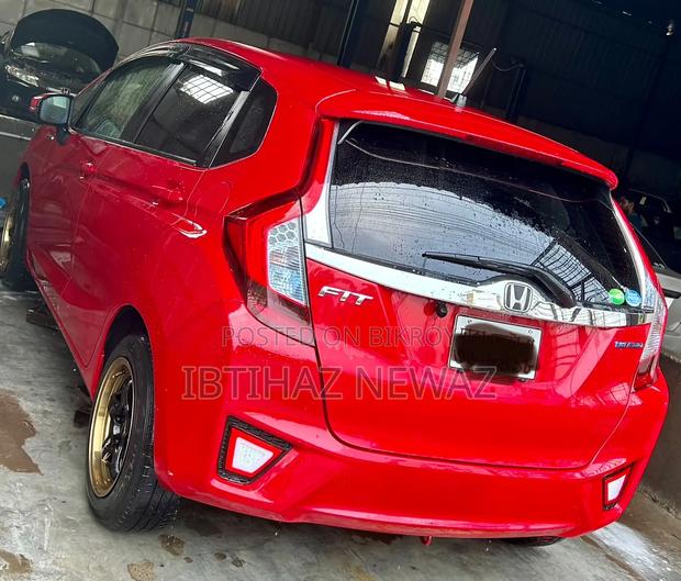 Honda Fit 2016 Red