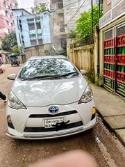 Toyota Aqua 2013 Pearl for sale
