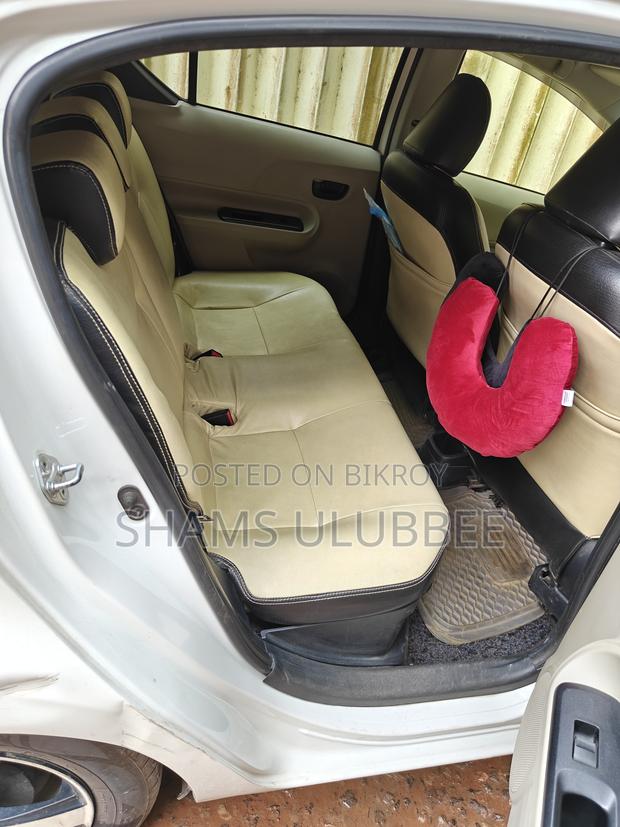 Toyota Aqua 2013 Pearl