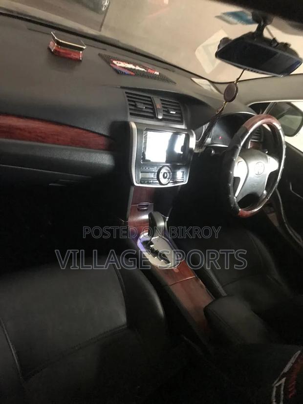 Toyota Premio 1.5 FWD 2011 Black