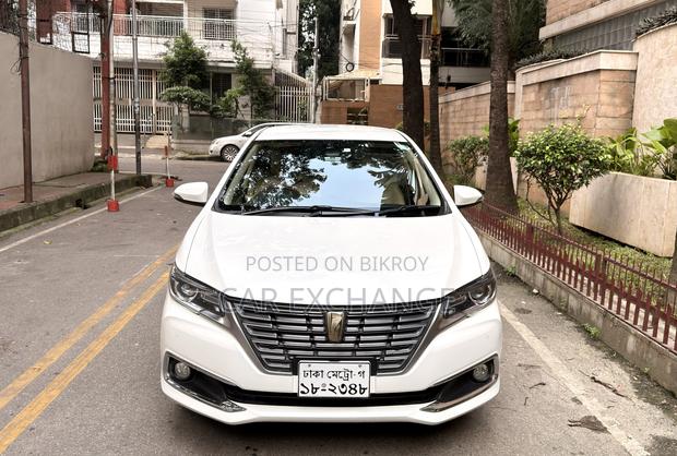 Toyota Premio 1.5 FWD 2020 Pearl