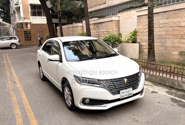Toyota Premio 1.5 FWD 2020 Pearl