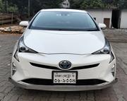 Toyota Prius 2017 Pearl for sale