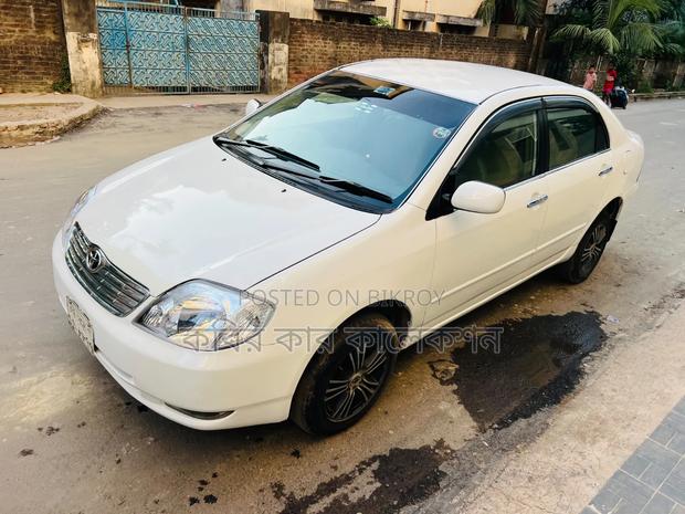 Toyota Corolla 2003 White