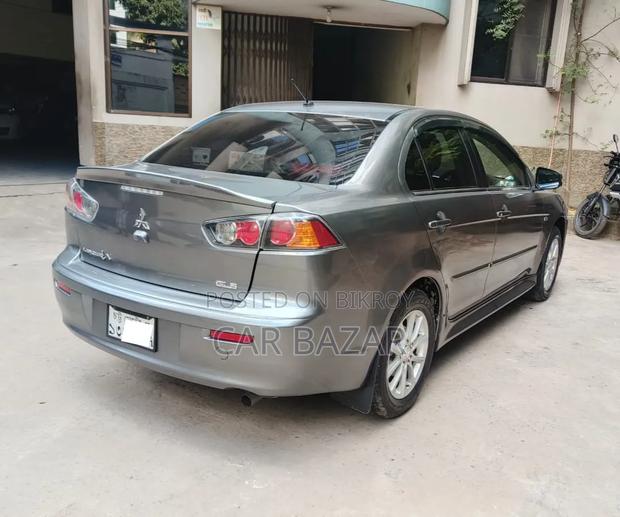 Mitsubishi Lancer 2017 Gray
