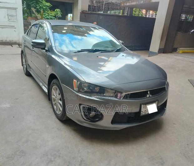 Mitsubishi Lancer 2017 Gray