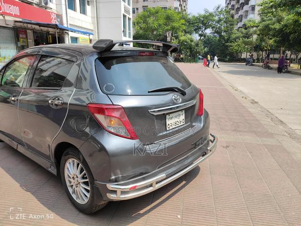 Toyota Vitz 2012 Gray