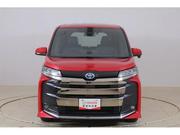 Toyota Noah 2022 Red for sale