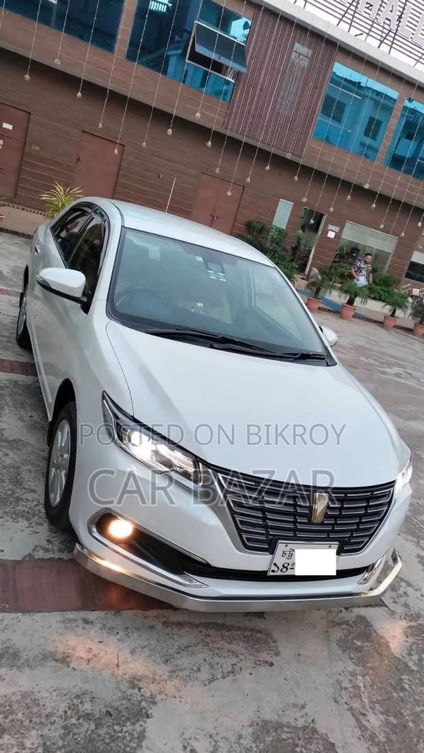 Toyota Premio 1.5 FWD 2020 Pearl