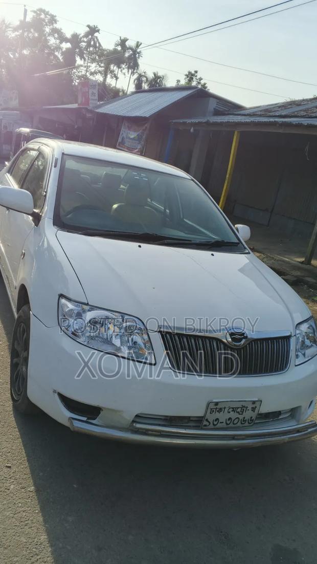 Toyota Corolla 2005 White