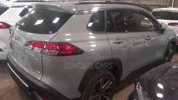 Toyota Corolla Cross 2024 Gray