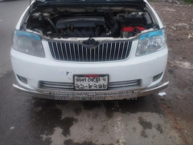 Toyota Corolla Sedan Automatic 2004 White