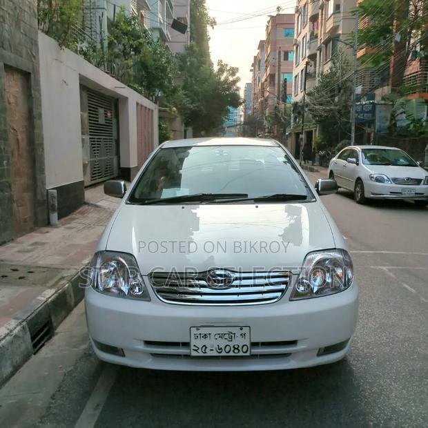 Toyota Corolla 2004 White