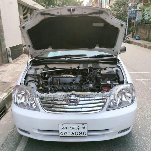 Toyota Corolla 2004 White