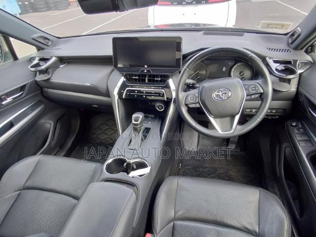 Toyota Harrier 2021 Black