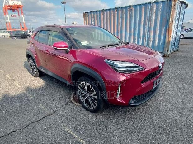 Toyota Yaris Cross 1.5 Hybrid FWD 2021 Red