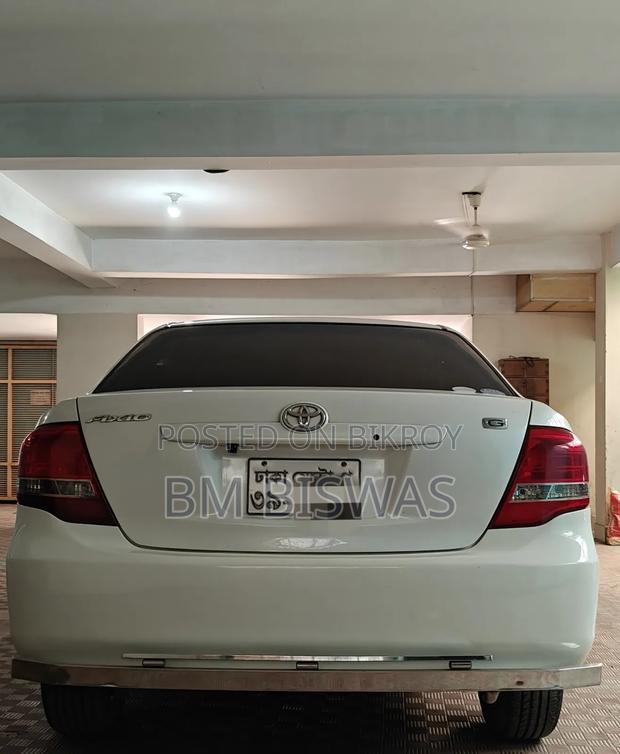 Toyota Axio 2011 Off white