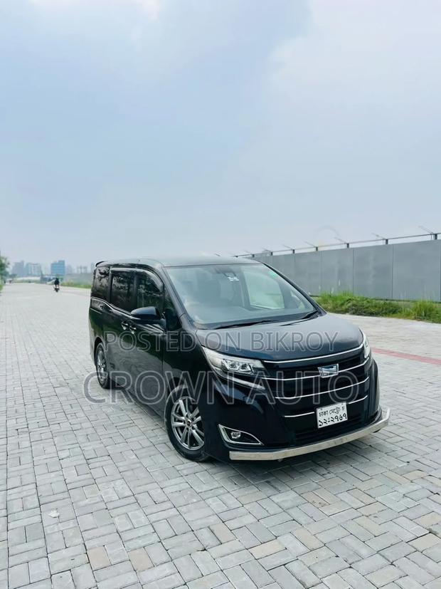 Toyota Noah 1.8 FWD Hybrid (7 seater) 2020 Black