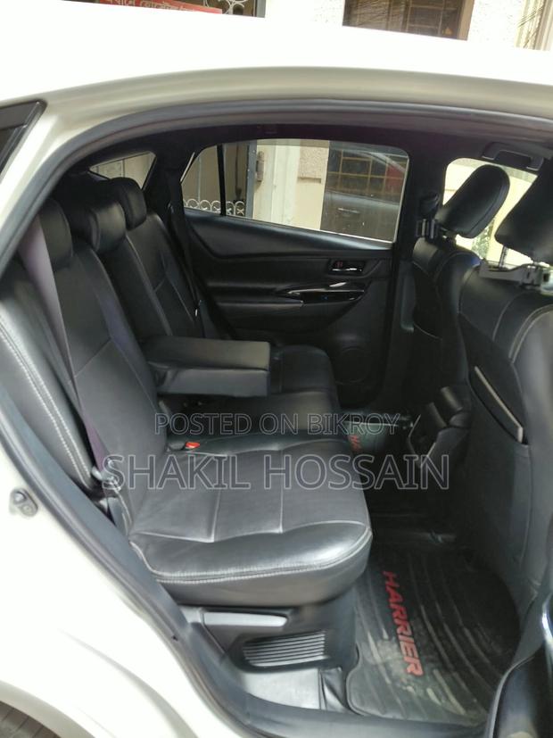 Toyota Harrier 2.0 2016 Pearl