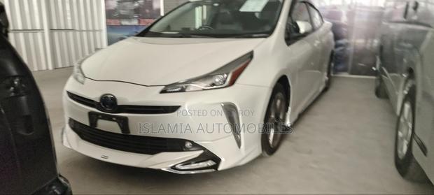 Toyota Prius 2021 Pearl