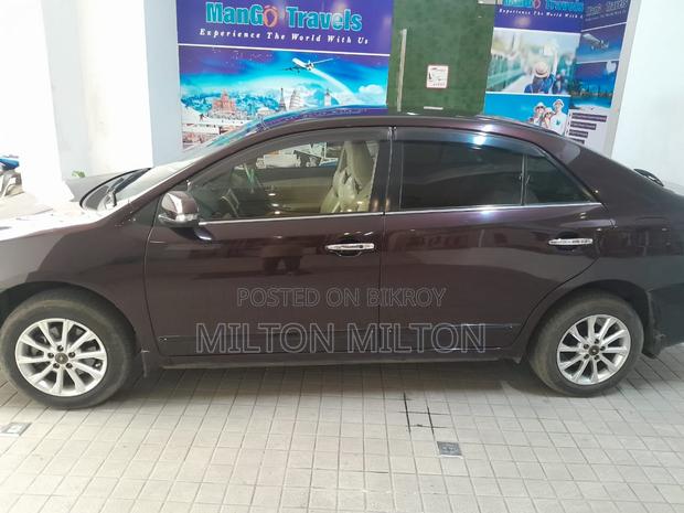 Toyota Premio 2015 Maroon