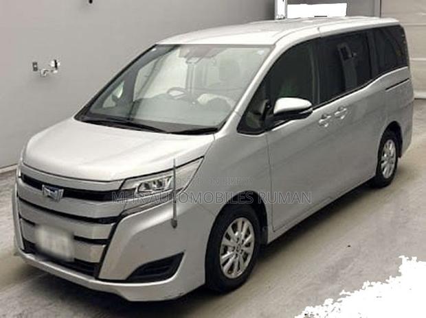 Toyota Noah 2.0 FWD (7 Seater) 2021 Silver