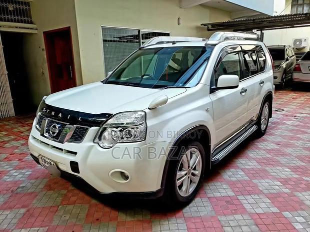 Nissan X-Trail 2.0 Petrol XE 2011 White