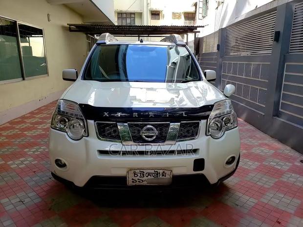 Nissan X-Trail 2.0 Petrol XE 2011 White